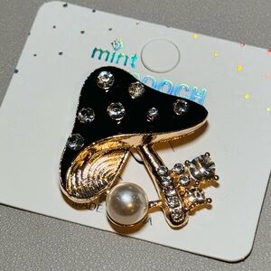 Mint Black and Gold Mushroom Brooch with Pearl Accent 1.5 inch